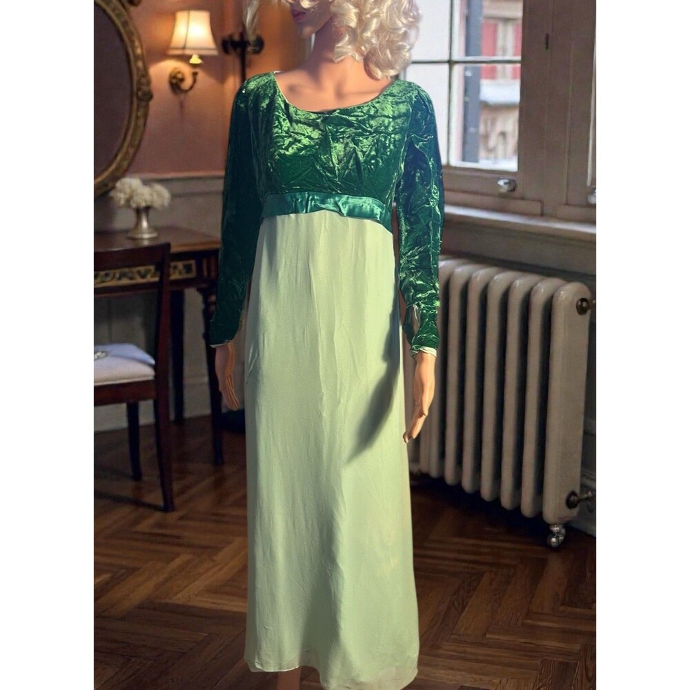 Vintage 1960s Empire Waist Crushed Velvet Maxi Dress Gown Emerald Green M-L 30w